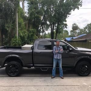 Meet your Posher, Thomas